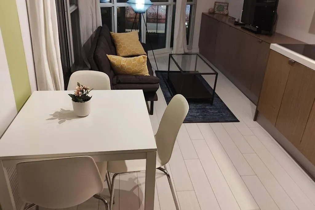 Condo-Walking Distance To Cn Tower, Rogers Centre, Scotiabank Arena Toronto 0*,  Canada