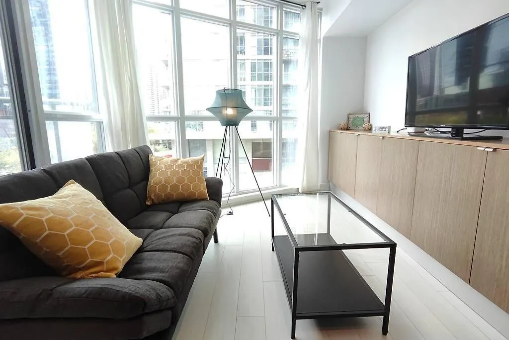 Apartment Condo-Walking Distance To Cn Tower, Rogers Centre, Scotiabank Arena Toronto